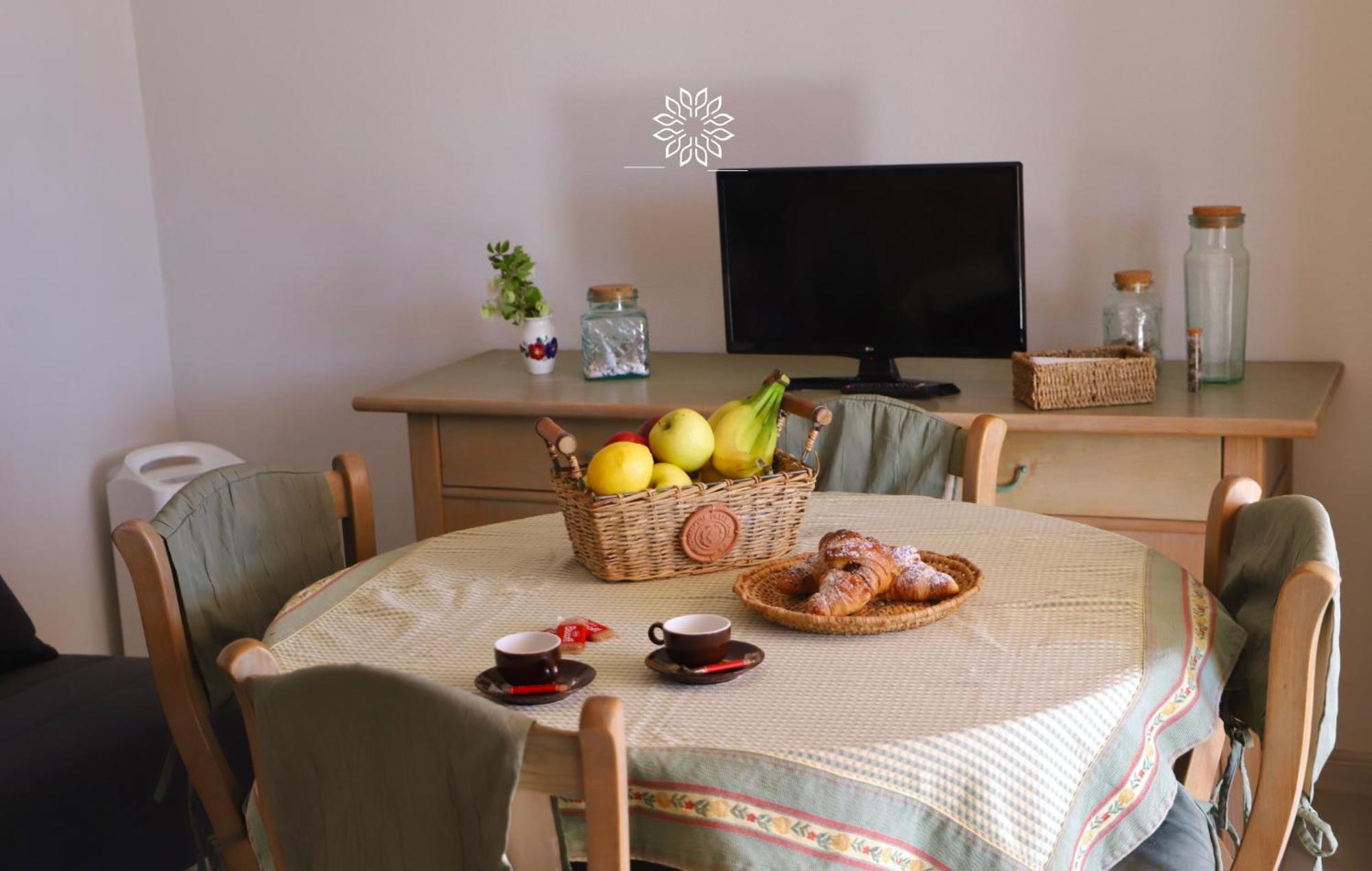 Casa Lucia Villa อันโญเน บันญี ภายนอก รูปภาพ